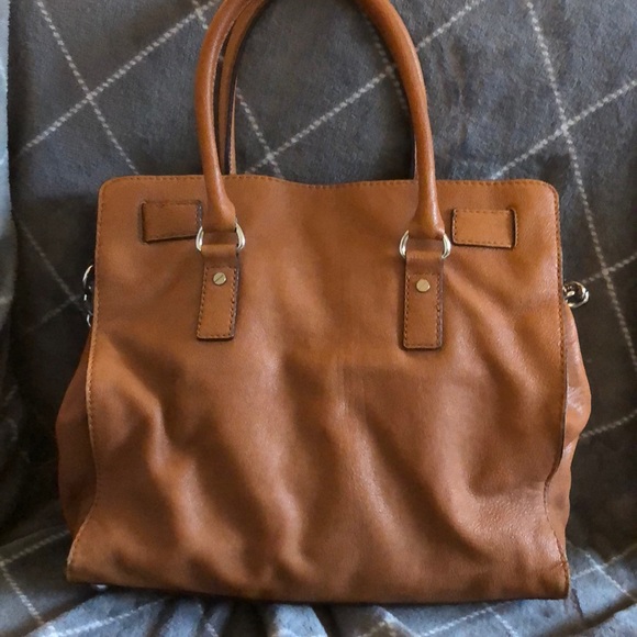 Michael Kors Lock and Key Handbag - Picture 3 of 6